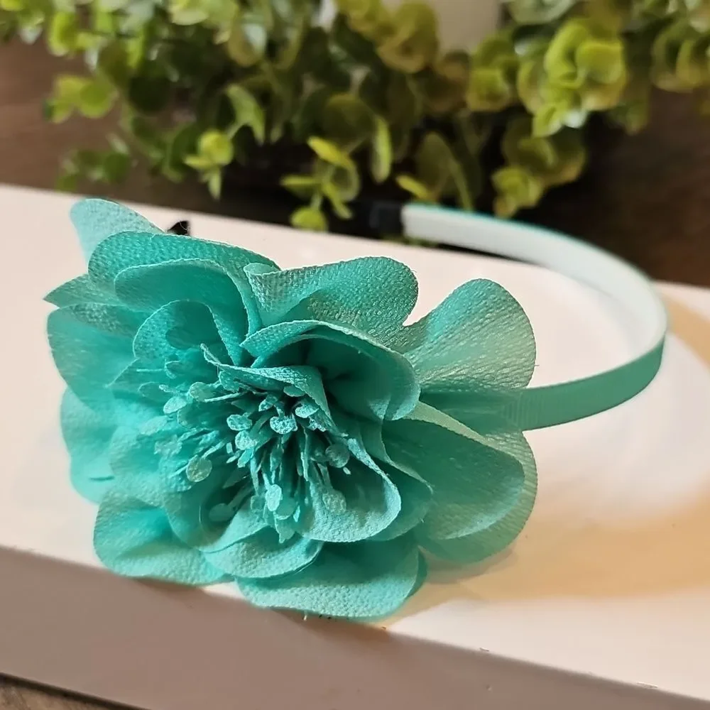 N/A charming turquoise